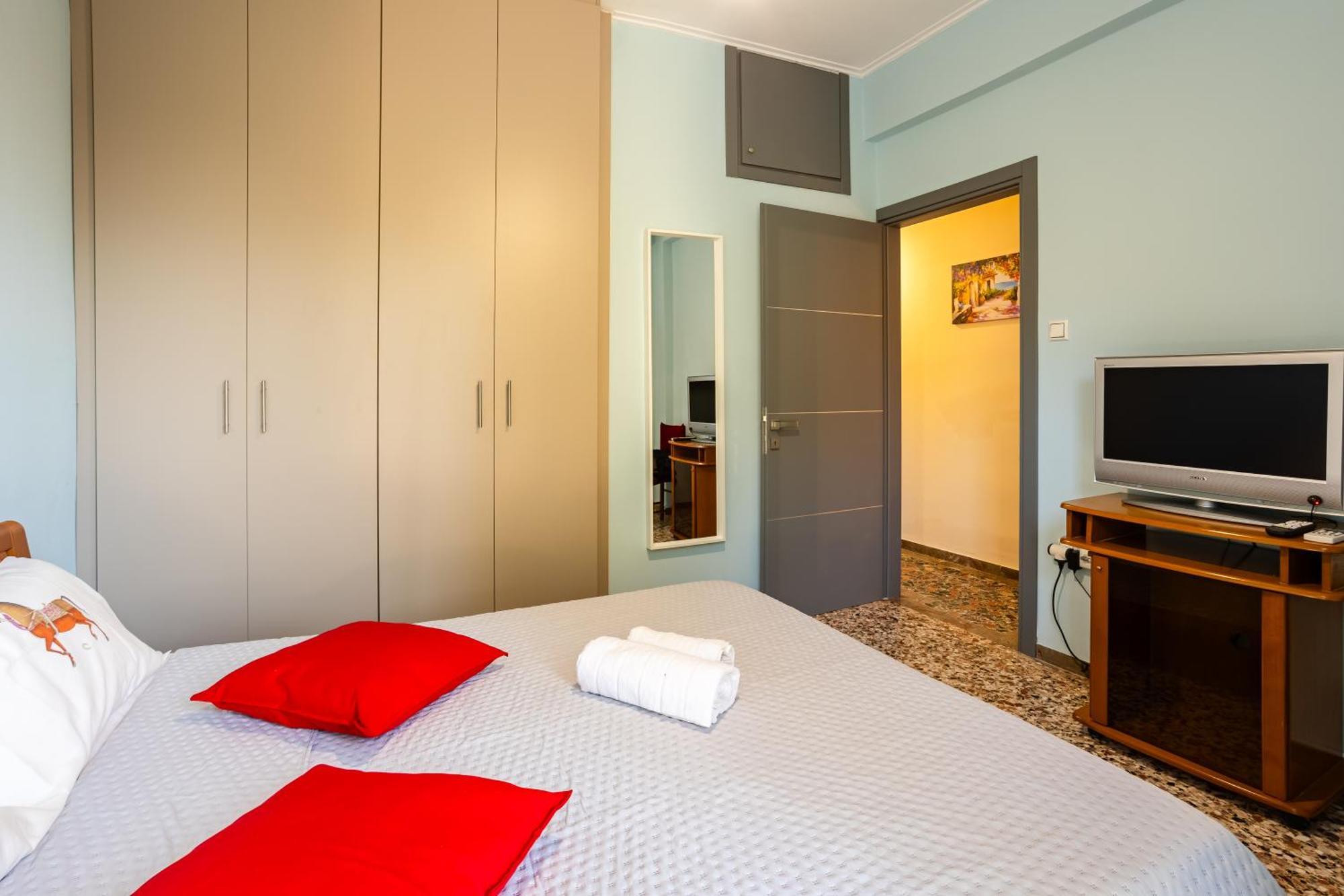Avia Seaview Getaway - Konstantina'S Hidden Haven Villa Каламата Екстериор снимка