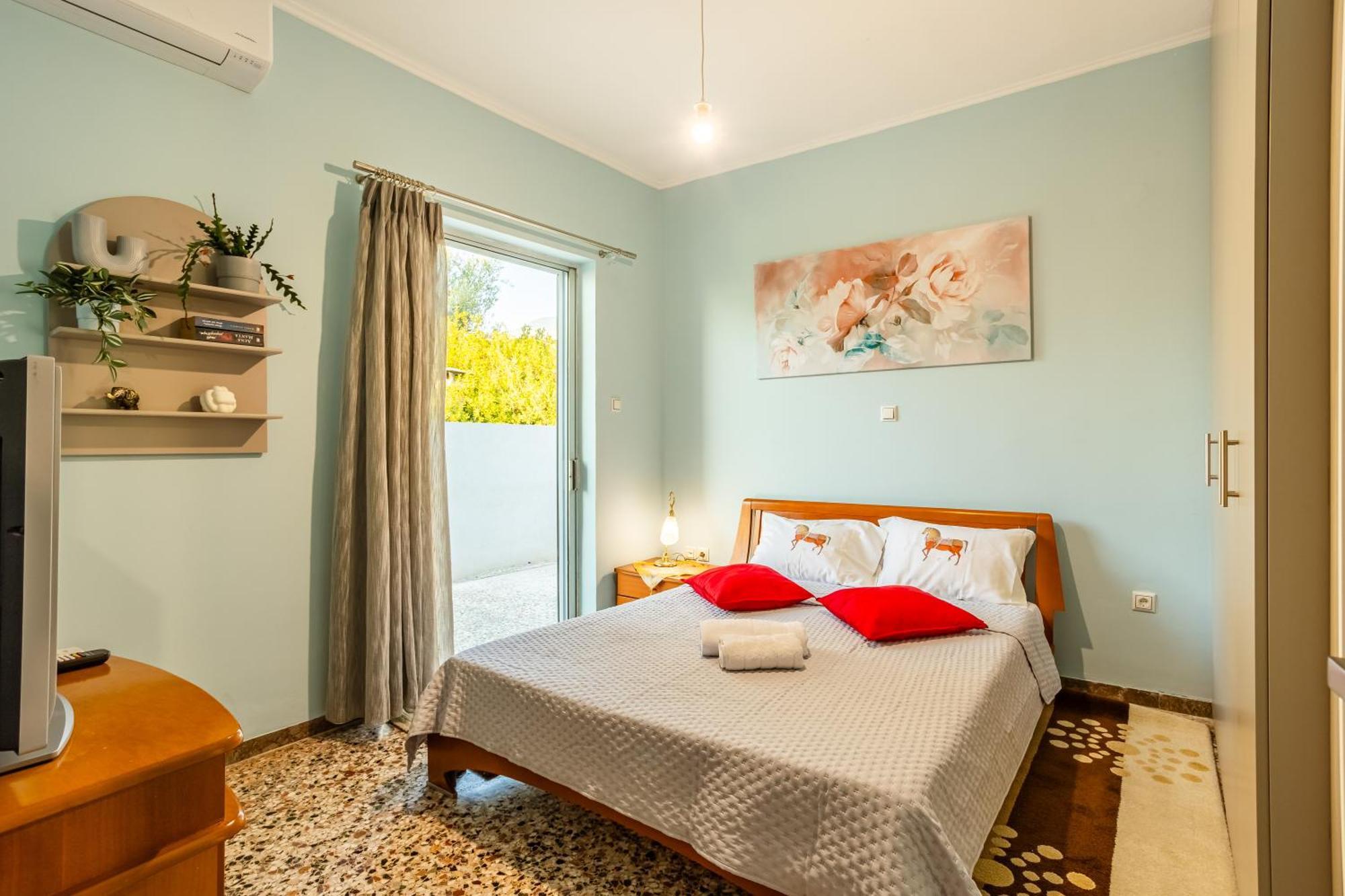 Avia Seaview Getaway - Konstantina'S Hidden Haven Villa Каламата Екстериор снимка