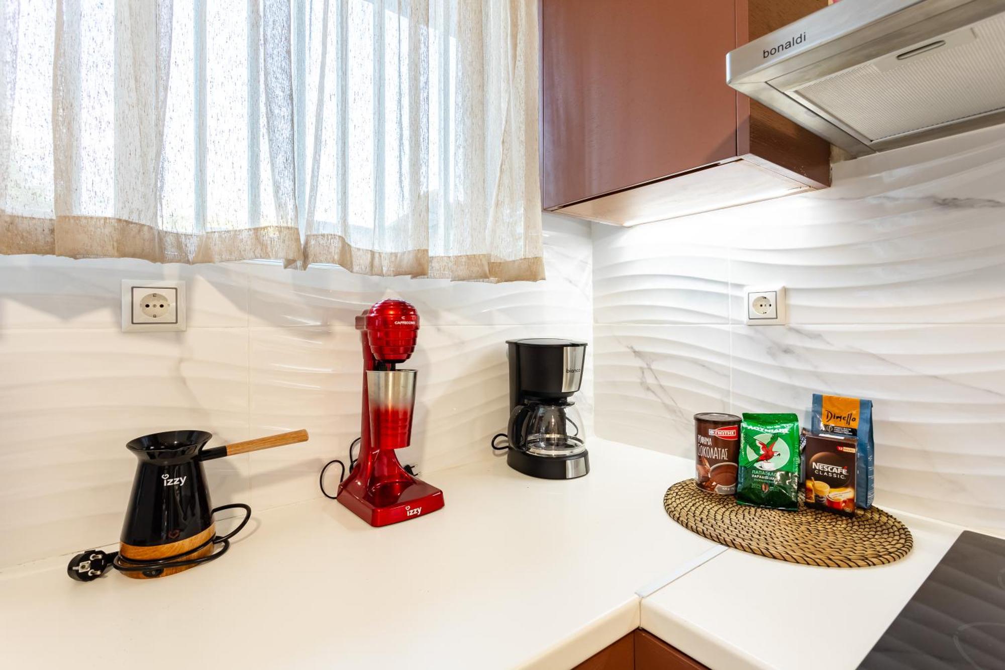 Avia Seaview Getaway - Konstantina'S Hidden Haven Villa Каламата Екстериор снимка
