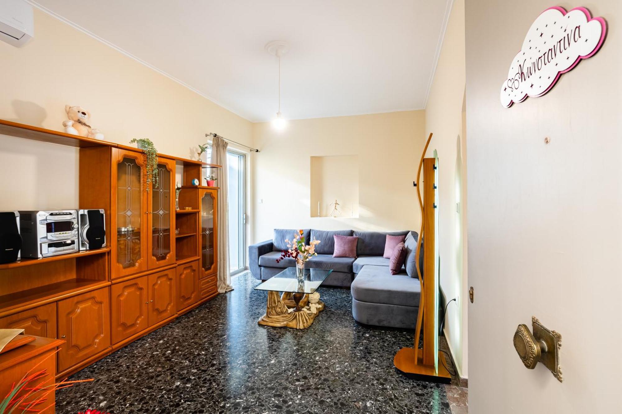 Avia Seaview Getaway - Konstantina'S Hidden Haven Villa Каламата Екстериор снимка